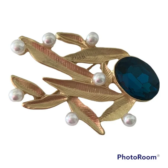 GOLD LEAVES, PEARLS AND CRYSTAL BROOCH - Picture 2 of 6